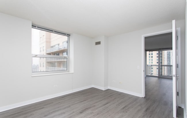 Photo - 70 W Huron St