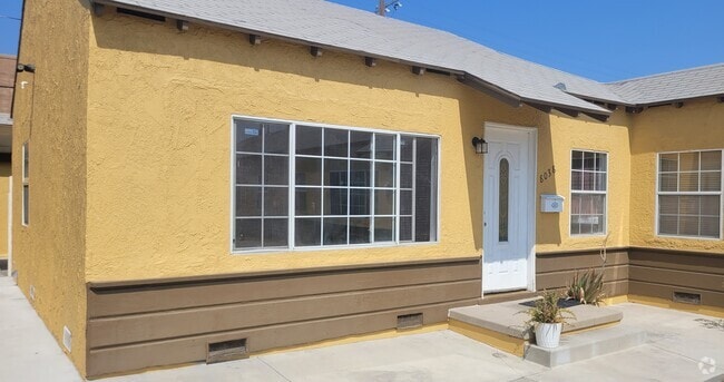 Building Photo - 8038 De Garmo Ave Rental