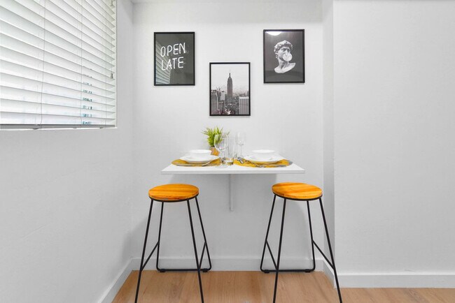 Photo - 515 NE 82nd St Unidad FL1-ID1022224P