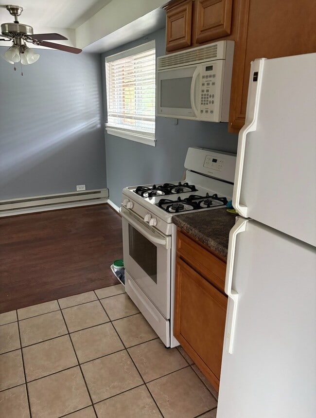 Photo - 1840 W Hatherleigh Ct Unit 2D