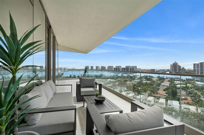 Photo - 18975 Collins Ave Unit 1205