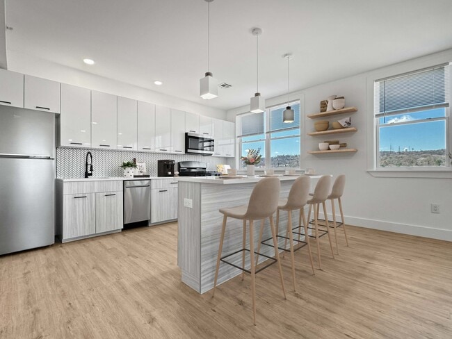 Photo - 205 Mt Vernon