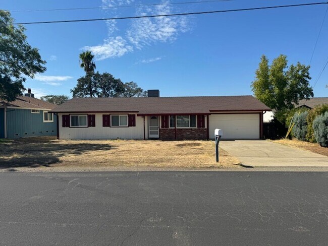 Photo - 3 Bedroom home in beautiful Lake California