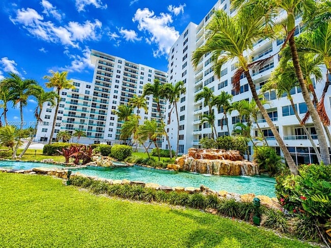 Photo - 5005 Collins Ave Unit 616