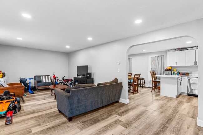 21 Dale Rd