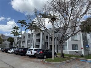 Photo - 11165 SW 6th St Unidad #204