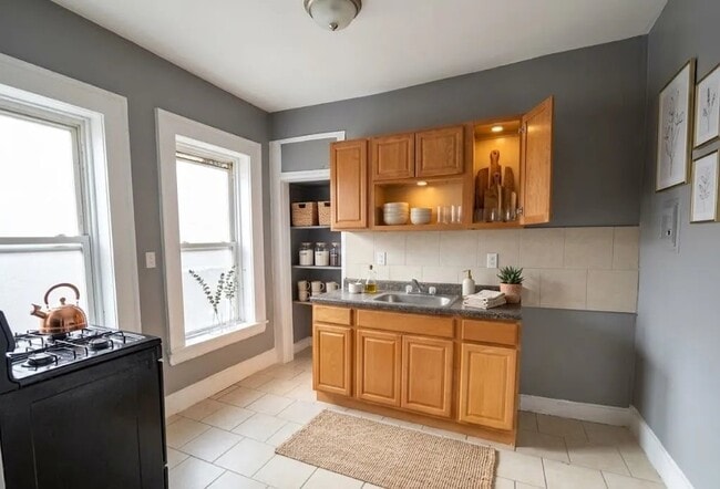 Photo - 323 Park Ave Unit 14-22-9
