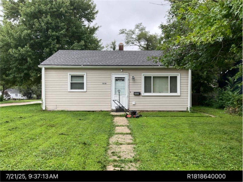 Photo - 3830 Blondo St