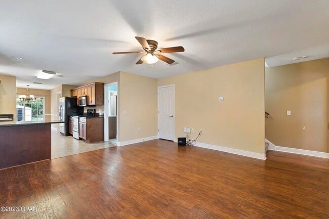 Photo - 3 Bedroom / 2 Bath Townhome