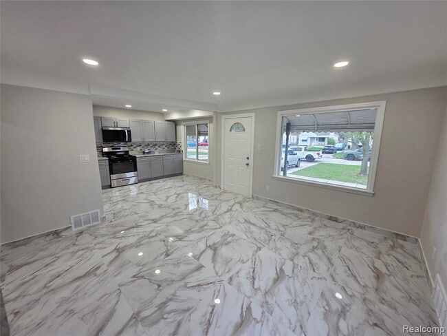 Photo - 7249 Silvery Ln