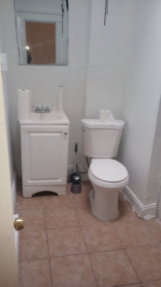 Photo - 21xx Gould St