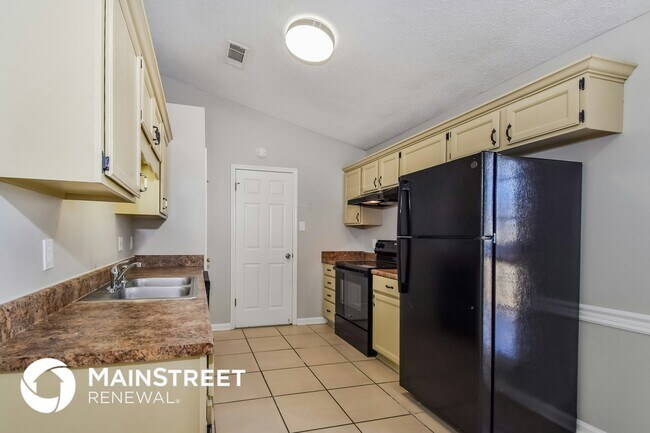 Photo - 7111 Peppermill Ln