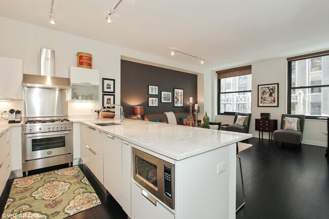 Photo - 6 N Michigan Ave Unit 505