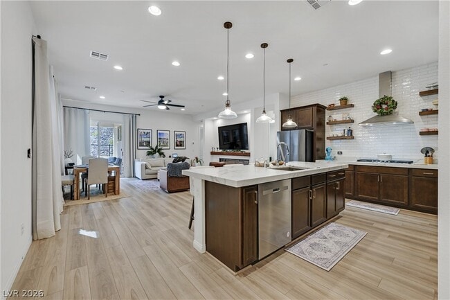 Photo - 111 Ibiza Lk Dr