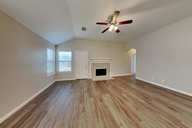 Photo - 30206 Emerson Creek Dr