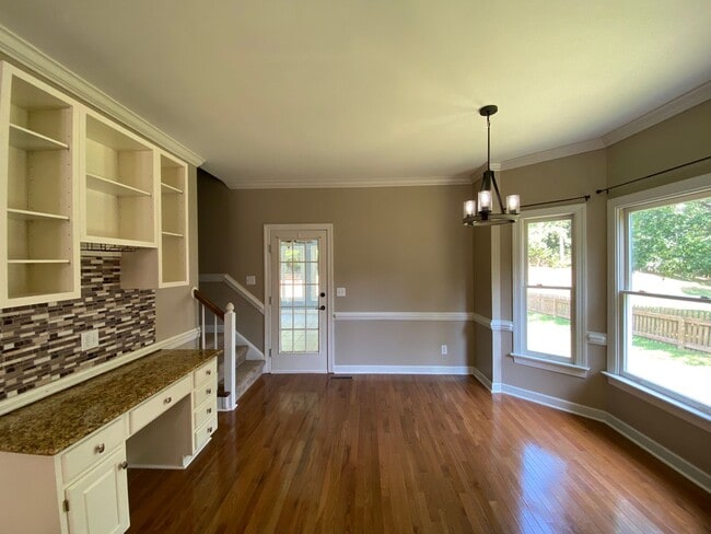 Photo - 1800 Curraghmore Rd