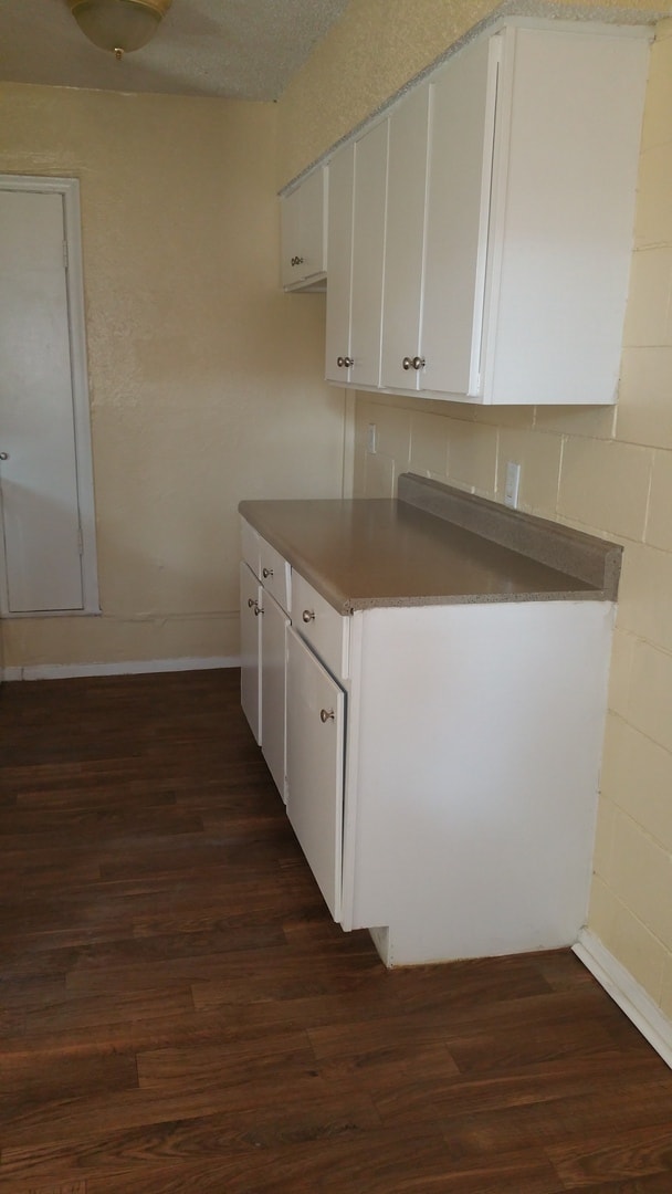 Photo - Brentwood Apartments