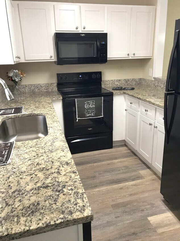 Photo - 4340 W North B St (Tampa, FL)