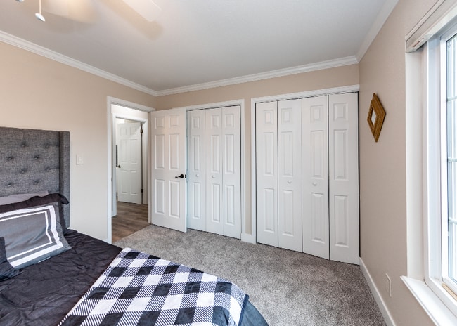 2068 Fernwood Dr