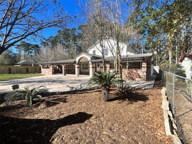 10811 River Oaks Dr