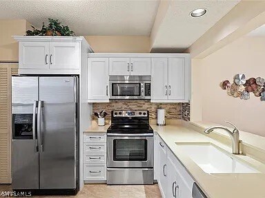 1096 Woodshire Ln Unit C106