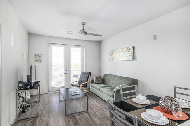 Photo - 3030 Elizabeth St Apartment Unit ID1040478P