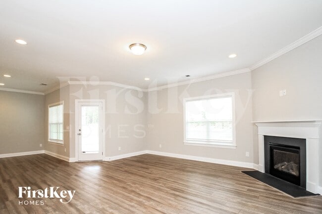 Photo - 196 Sand Hill Dr