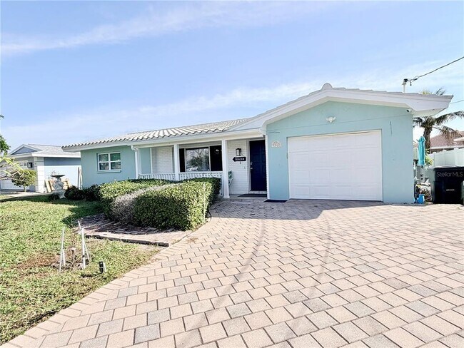 Photo - 2513 Gulf Blvd