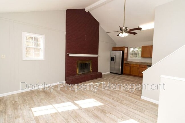 Photo - 6619 Fairview Rd