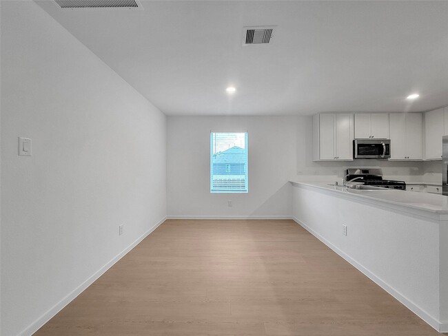 Photo - 31327 Black Cherry St