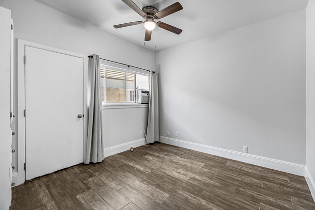 Photo - 6286 N 10th St