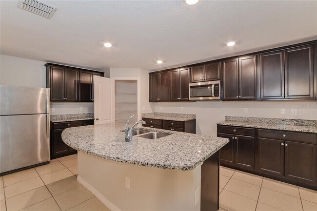 Photo - 1700 Gopher Tree St