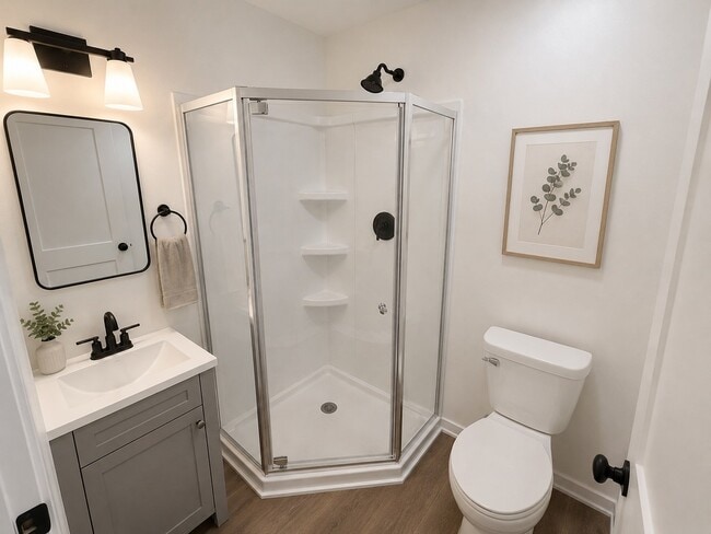 22013 Springbrook Ave Unit 7