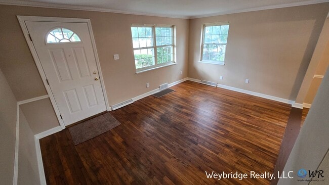 Photo - Updated 3 Bedroom 2 Full Bath House in the...