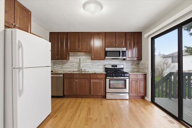 Photo - 1590 E Bayside Ct