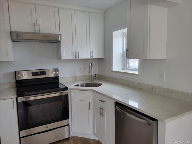 Photo - 274 Main St Unit 3