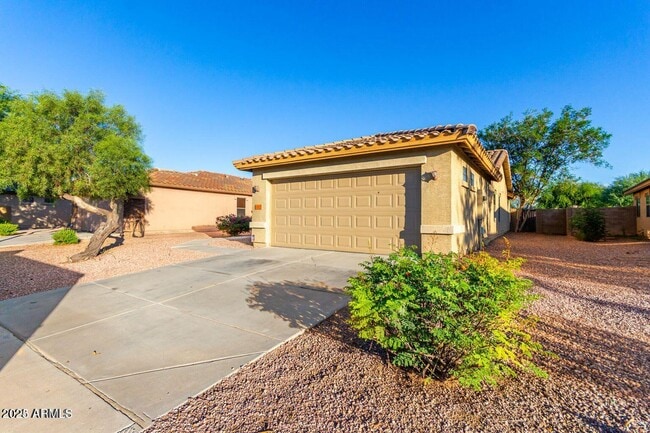 Photo - 25025 W Dove Mesa Dr