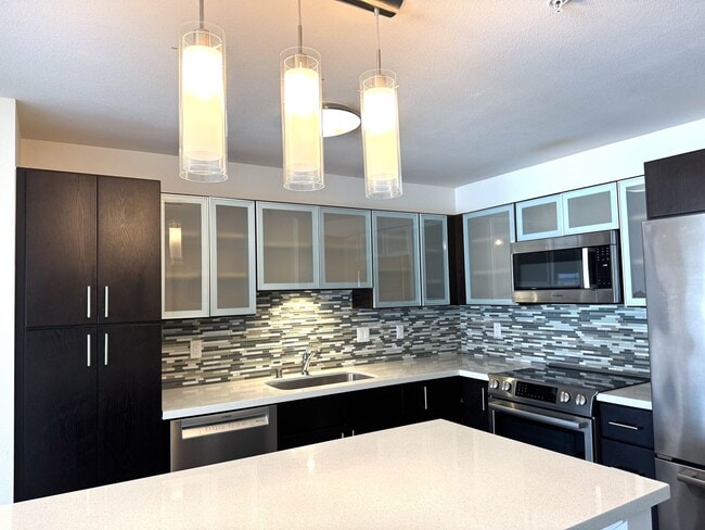 Building Photo - 400 Keawe St Unit 404