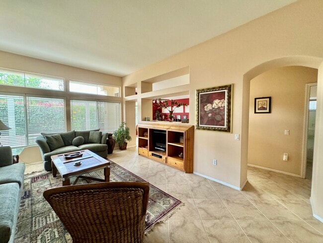 Photo - 78376 Moongold Rd