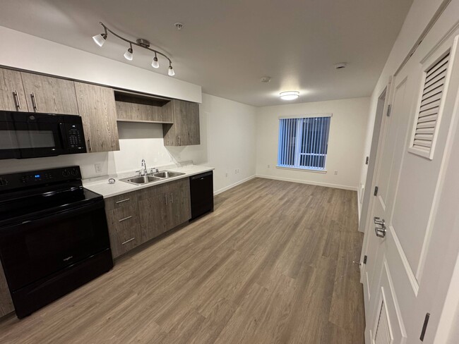 Photo - Polaris at Totem Lake