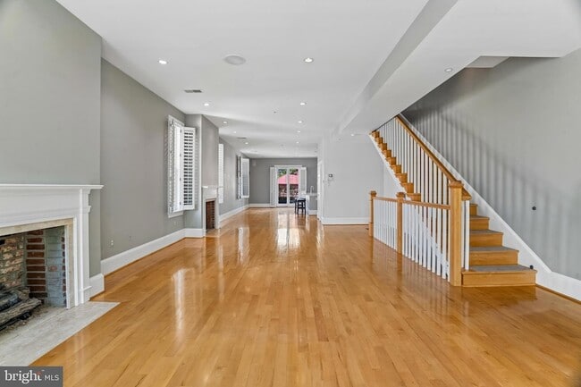 Photo - 1343 Q St NW