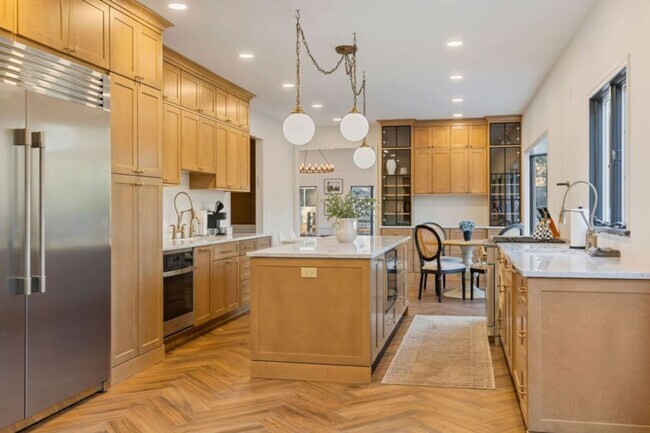 Photo - 11 Viola Rd Unit ID1328119P