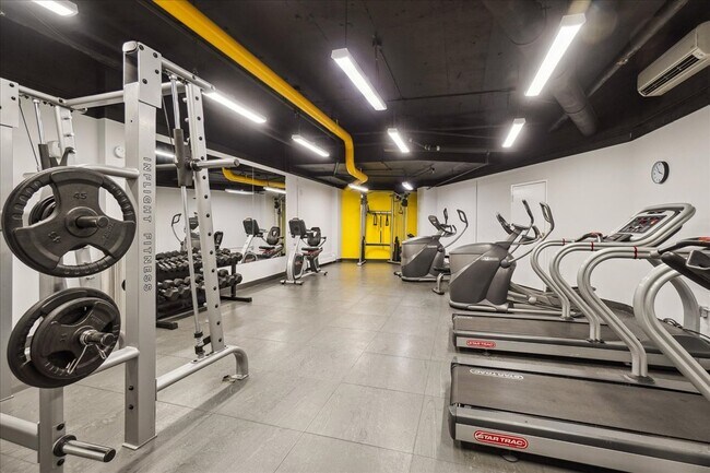 Photo - Rathburn Apartments