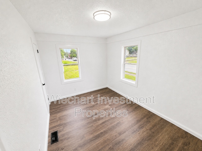 Photo - 620 W Wayne St