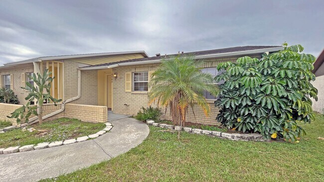 Building Photo - 9509 Fieldview Cir