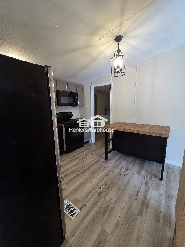 Photo - 2350 N 5th St