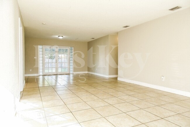 Photo - 20705 Coral Sea Rd