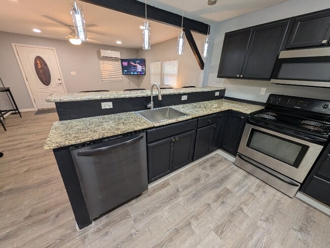 Photo - 508 N San Antonio St