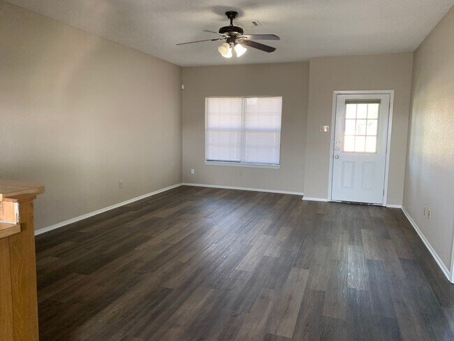 Photo - Rare Find!! 3 Bedroom, 2 Bath Home in Lore...