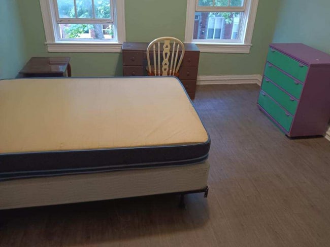 Photo - 614 Ashburton St